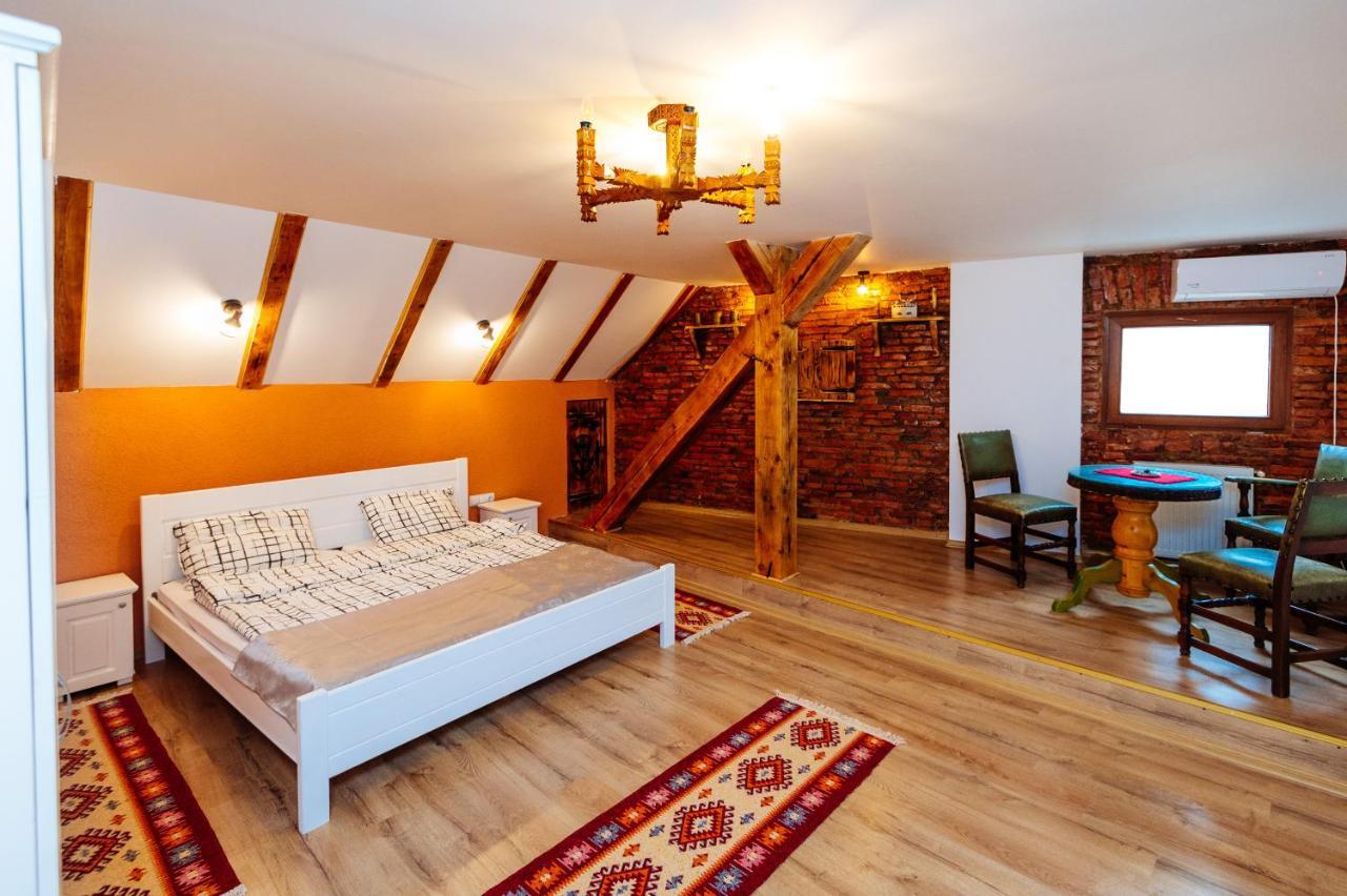 Casa Moldo Appartement Sighişoara Buitenkant foto