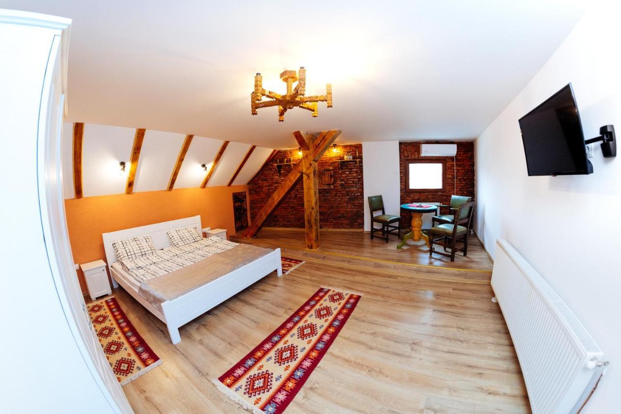 Casa Moldo Appartement Sighişoara Buitenkant foto