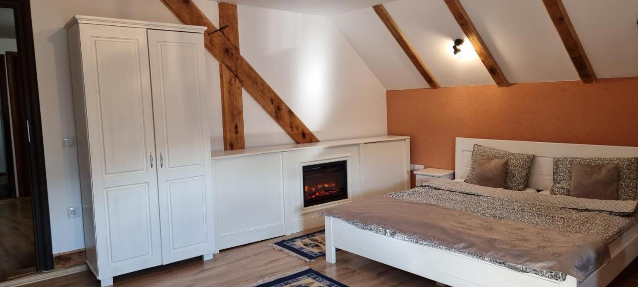 Casa Moldo Appartement Sighişoara Buitenkant foto